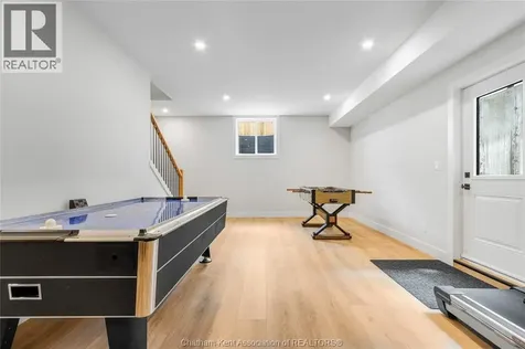 42 Rosewood Crescent Chatham ON N7M 0V4