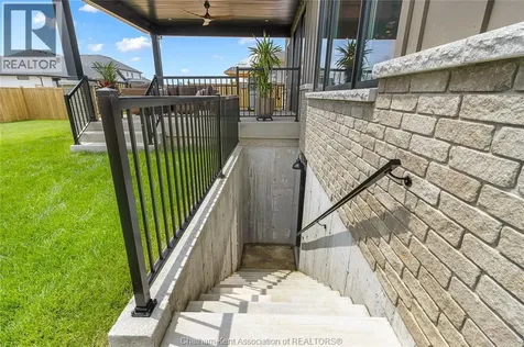 42 Rosewood Crescent Chatham ON N7M 0V4
