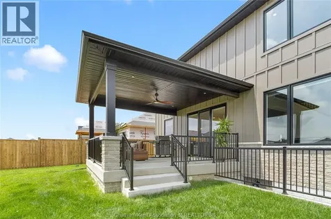 42 Rosewood Crescent Chatham ON N7M 0V4