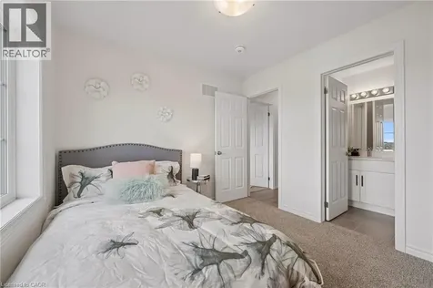 80 Lomond Lane Kitchener ON N2R 0R4