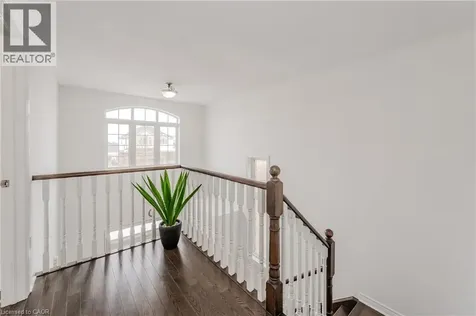 498 Thomas Slee Drive Kitchener ON N2P 2Y1