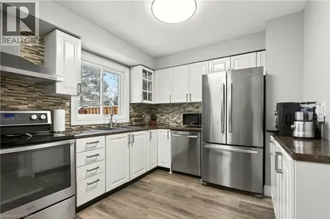 2185 Fairchild Boulevard Burlington ON L7P 3P6