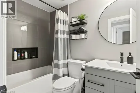 2185 Fairchild Boulevard Burlington ON L7P 3P6