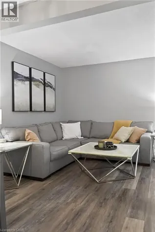 2185 Fairchild Boulevard Burlington ON L7P 3P6