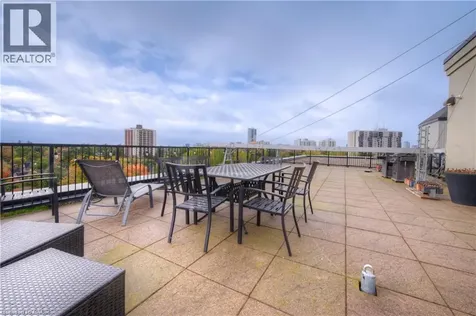 120 Mansion Street Kitchener ON N2H 0A1