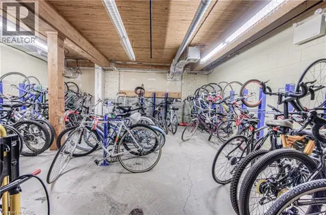 120 Mansion Street Kitchener ON N2H 0A1