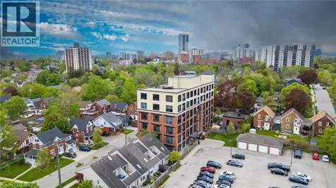 120 Mansion Street Kitchener ON N2H 0A1