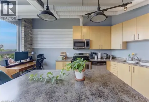 120 Mansion Street Kitchener ON N2H 0A1