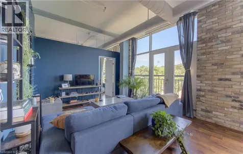 120 Mansion Street Kitchener ON N2H 0A1