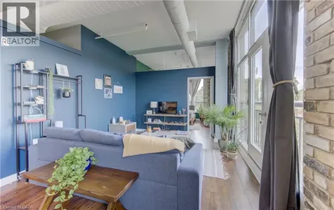 120 Mansion Street Kitchener ON N2H 0A1