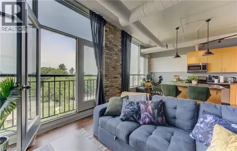 120 Mansion Street Kitchener ON N2H 0A1