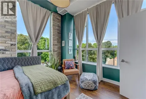 120 Mansion Street Kitchener ON N2H 0A1