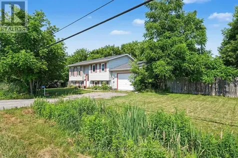 7496 Roger Stevens Drive Montague ON K7A 4X9