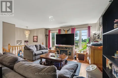 7496 Roger Stevens Drive Montague ON K7A 4X9