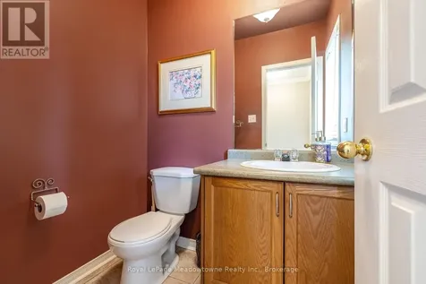 248 Pettigrew Trail Milton (de Dempsey) ON L9T 5X7