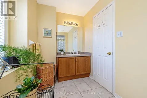 248 Pettigrew Trail Milton (de Dempsey) ON L9T 5X7