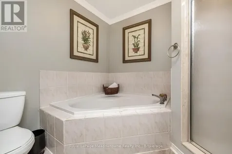 248 Pettigrew Trail Milton (de Dempsey) ON L9T 5X7