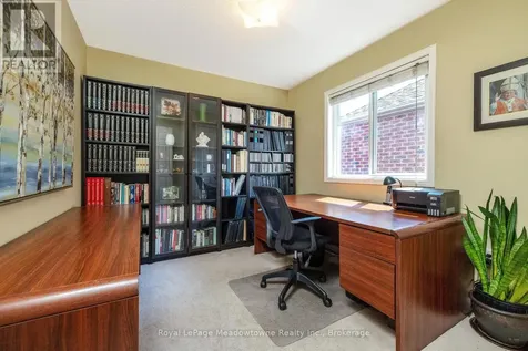248 Pettigrew Trail Milton (de Dempsey) ON L9T 5X7