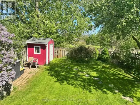 637 Lomond Crescent Burlington (shoreacres) ON L7L 2N8