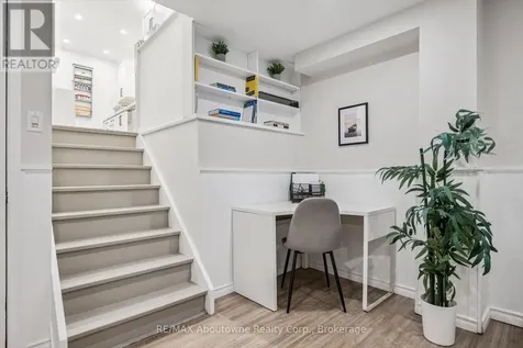 637 Lomond Crescent Burlington (shoreacres) ON L7L 2N8