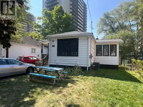 378 Enfield Avenue Ottawa ON K1L 7L3