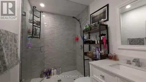 2199 Gerrard Street East Toronto (east End-danforth) ON M4E 2C6
