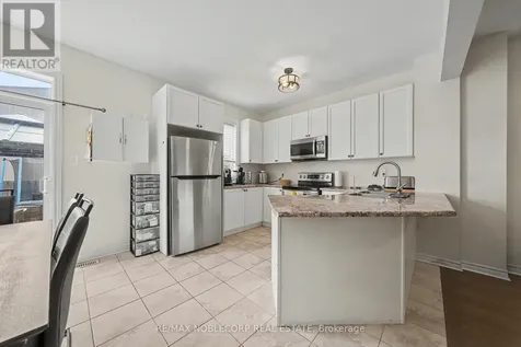 71 Blanchard Crescent Essa (angus) ON L0M 1B5