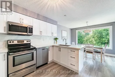 63 Wood Grove Crescent Cambridge ON N1T 2A1