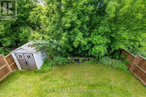 63 Wood Grove Crescent Cambridge ON N1T 2A1