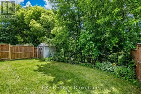 63 Wood Grove Crescent Cambridge ON N1T 2A1