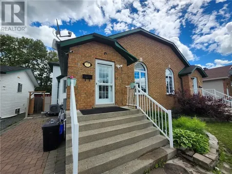 3637 Keith Avenue Chelmsford ON P0M 1L0