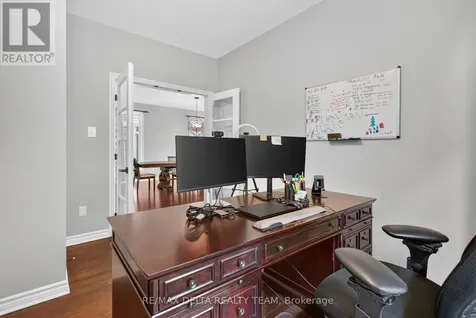 2834 Grand Canal Street Ottawa ON K2J 6E4