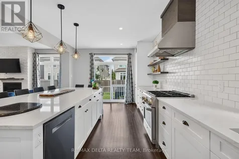 2834 Grand Canal Street Ottawa ON K2J 6E4