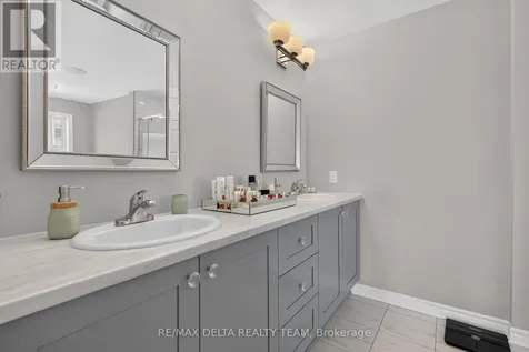 2834 Grand Canal Street Ottawa ON K2J 6E4