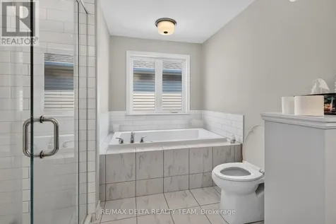 2834 Grand Canal Street Ottawa ON K2J 6E4