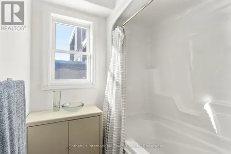 604 Champlain Road Tiny ON L9M 0C2