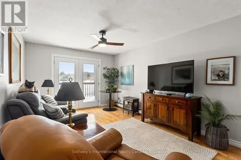 604 Champlain Road Tiny ON L9M 0C2