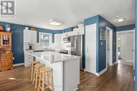 604 Champlain Road Tiny ON L9M 0C2