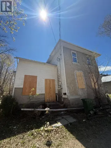 502 Martin Street Pembroke ON K8A 3J3