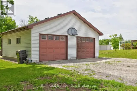 1963 Buckhorn Road Selwyn ON K0L 2H0