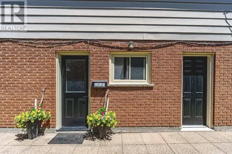 828 Dominion Avenue Midland ON L4R 1S7