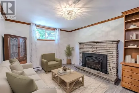 828 Dominion Avenue Midland ON L4R 1S7