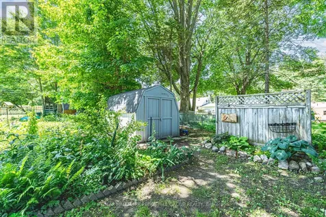 828 Dominion Avenue Midland ON L4R 1S7