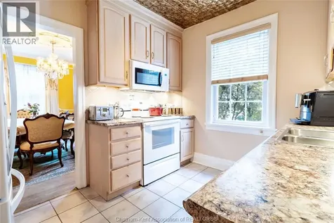 310 Victoria Avenue Chatham ON N7L 3A9