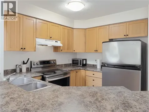 78 Colton Circle Kitchener ON N2A 4K4