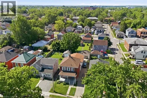 53 Albert Street Welland ON L3B 4L3