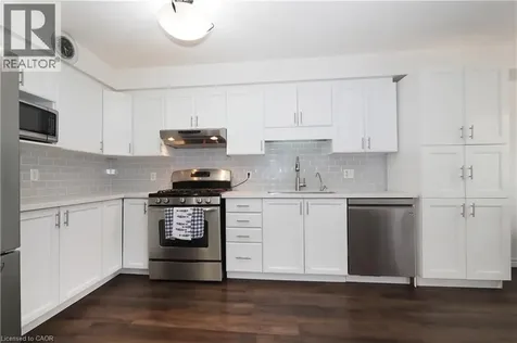 14 Donnenwerth Drive Kitchener ON N2E 3X3