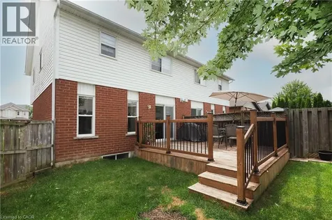 14 Donnenwerth Drive Kitchener ON N2E 3X3