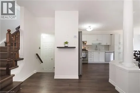 14 Donnenwerth Drive Kitchener ON N2E 3X3