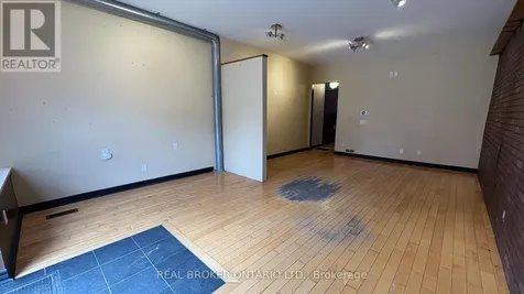 1188 Woodbine Avenue Toronto (danforth Village-east York) ON M4C 4E2